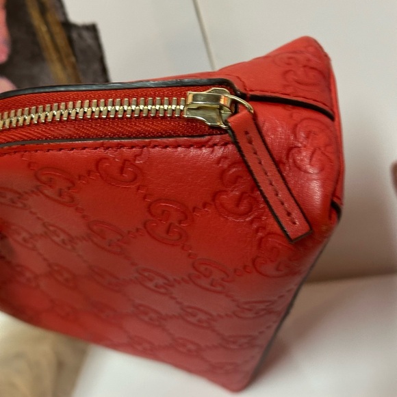 Gucci Cosmetic pouch purse Sima GG Red Leather-great condition- nice color - Picture 4 of 10